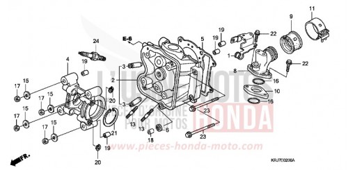 CYLINDER HEAD FES125B de 2011